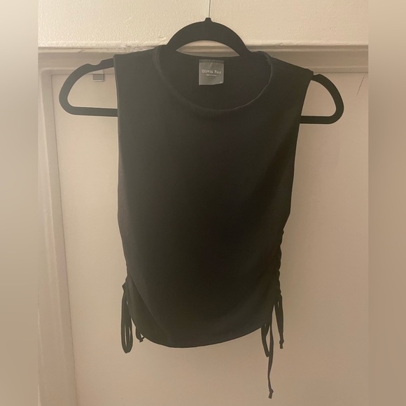 Olivia Rae Black Side tie up Cropped tank top size X Small - Picture 3 of 6